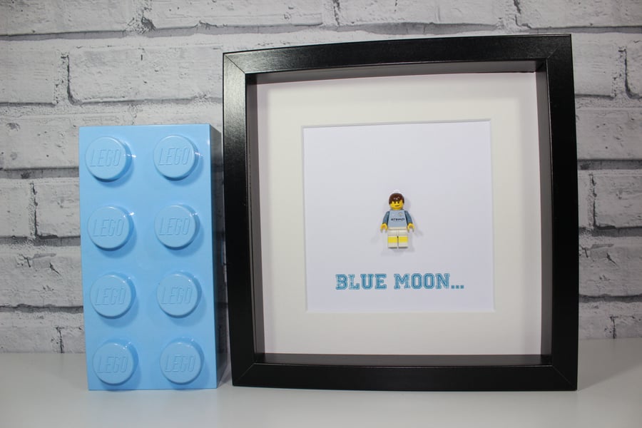 MANCHESTER CITY - FRAMED CUSTOM LEGO MINIFIGURE - AWESOME GIFT IDEA