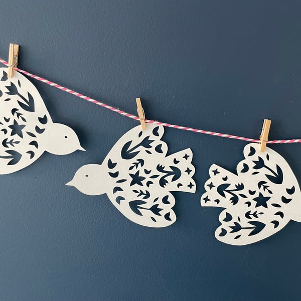 Spring Bird Papercut Garland (white)