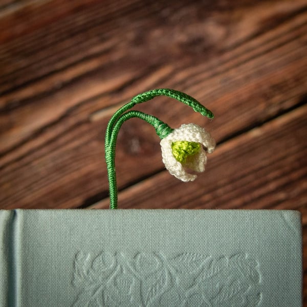 Snowdrop Crochet Bookmark - Petite Edition