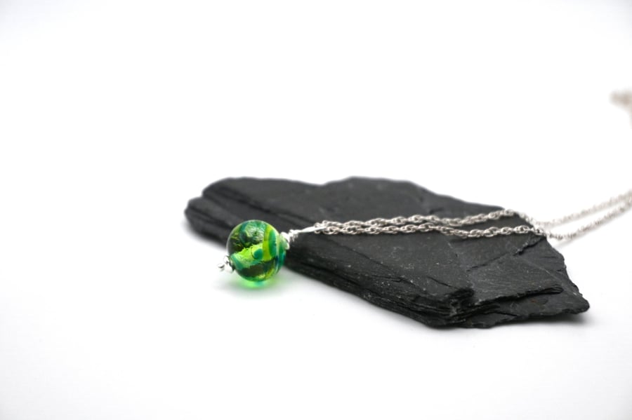 green swirl lampwork glass pendant necklace