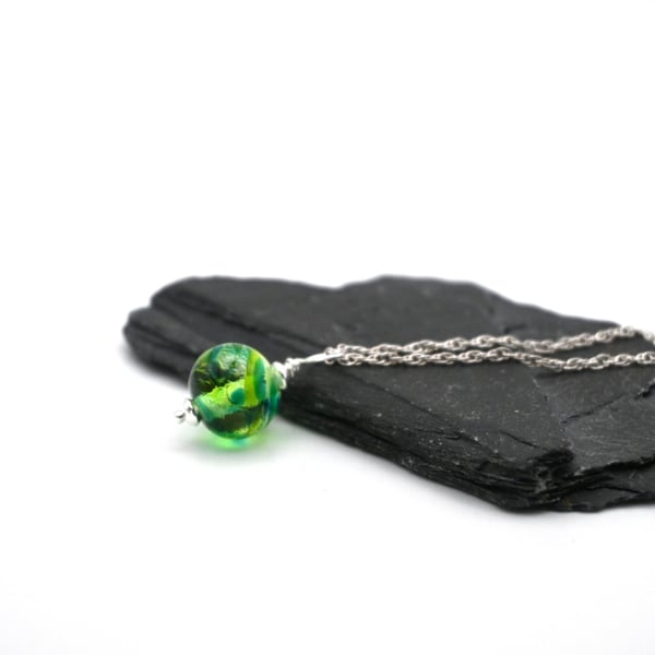 green swirl lampwork glass pendant necklace