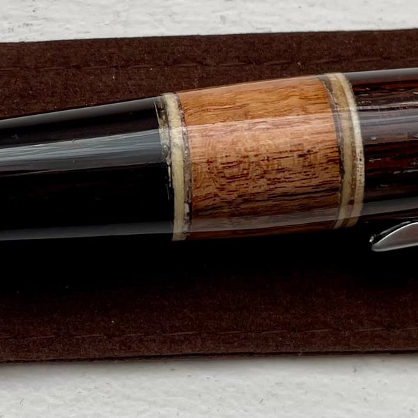 Wooden pen, twisting pen, Olive, ebony, Patagonian rose wood and Wenge