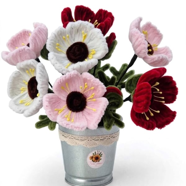Handmade Mixed Poppy Bouquet - 7 Everlasting Flowers - Pink, White and Red 