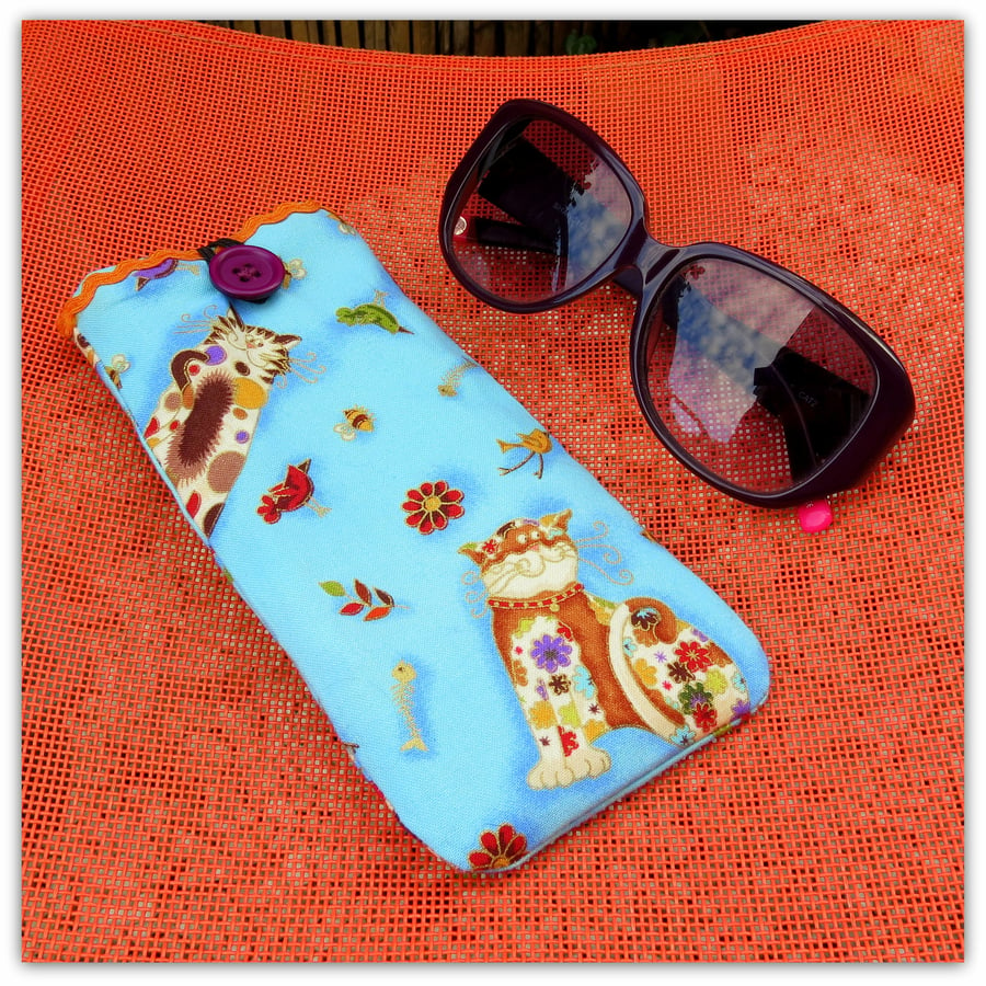 Padded glasses case, glasses sleeve.  