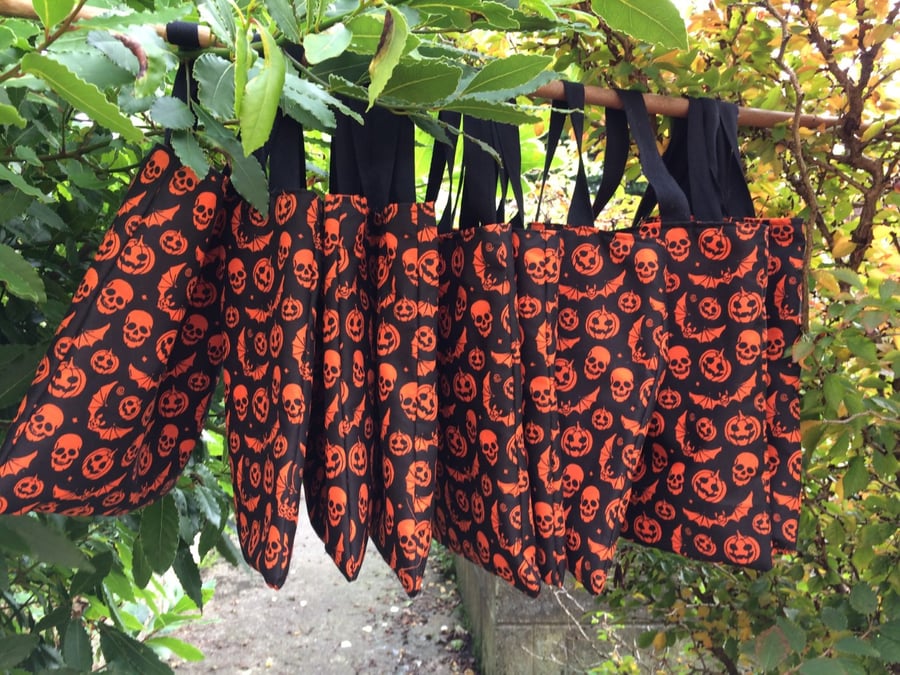Halloween Trick or treat bags hand made 