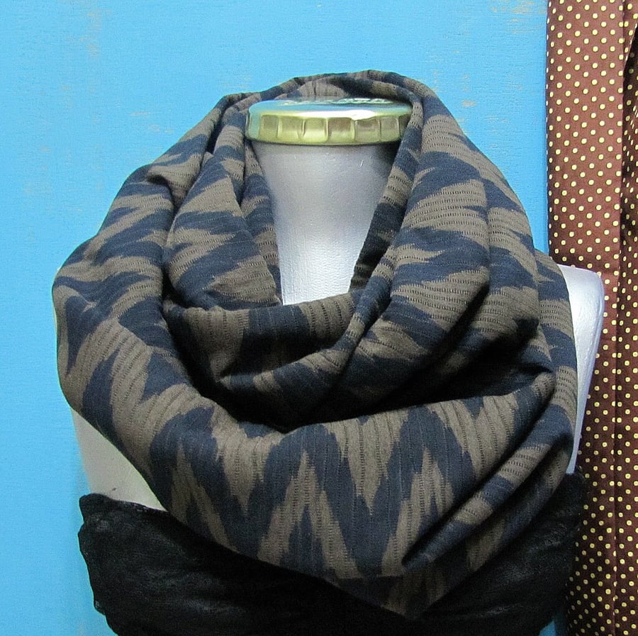 Unisex modern infinity scarf brown- navy blue wavy shawlloop scarf