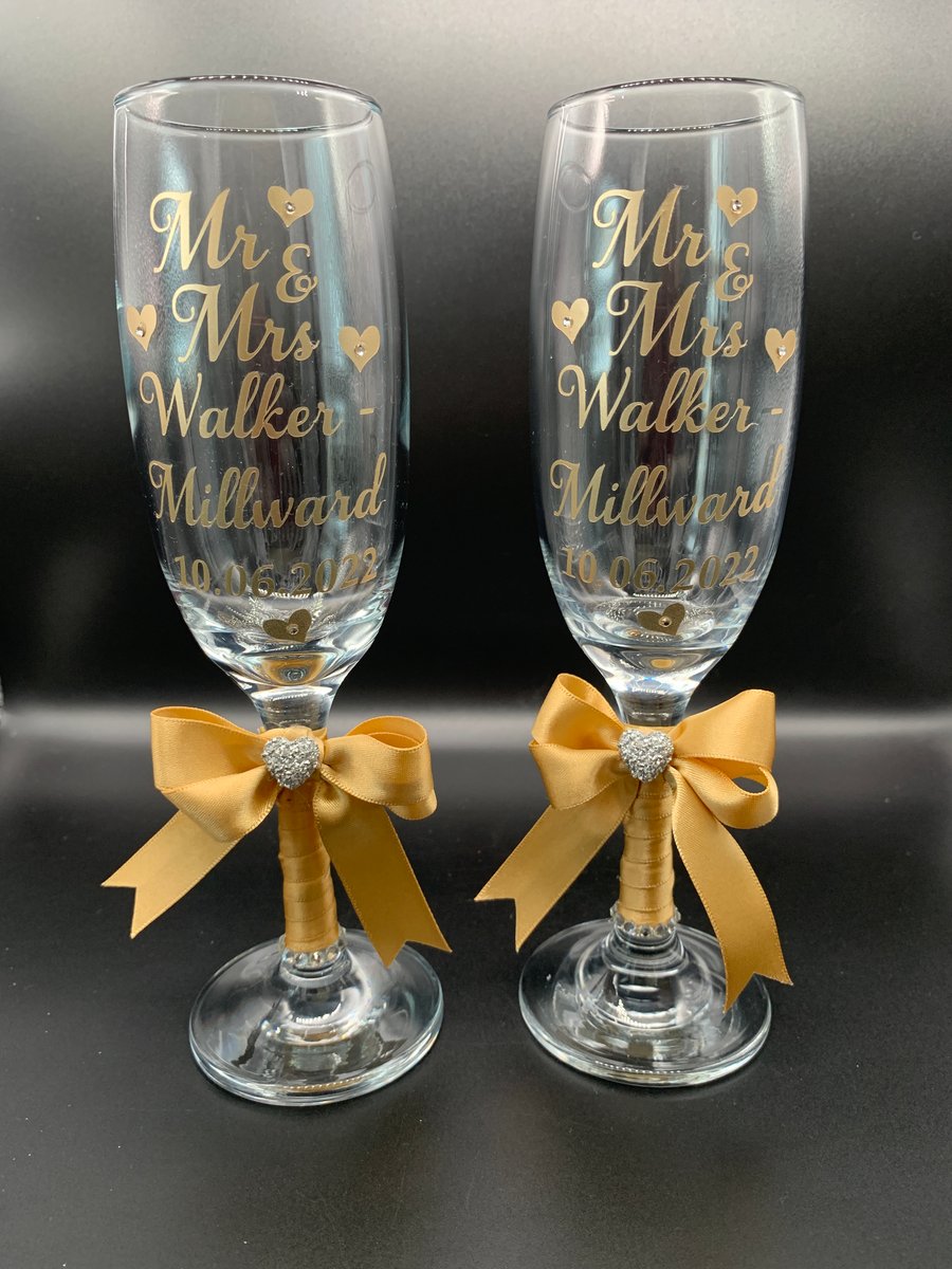 Personalised Champagne Flutes Pair Mr & Mrs. Mr & Mr. Mrs & Mrs