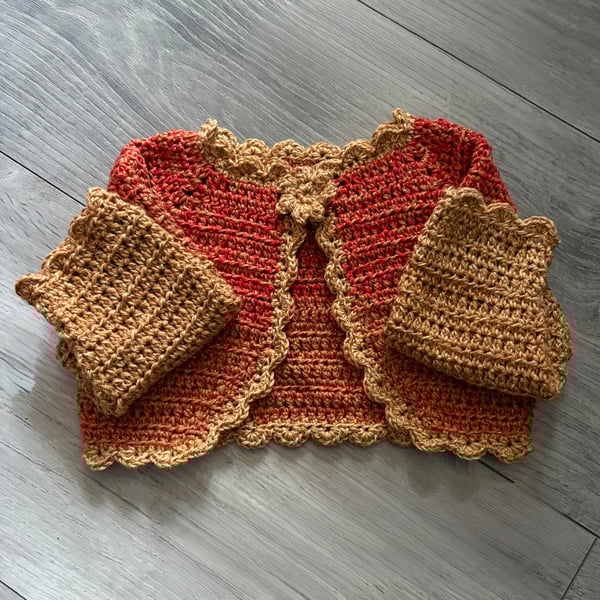 Red and brown ombré Girl’s Bolero style cardigan