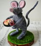 Pizza Mouse - handsewn felt mouse - Image 3