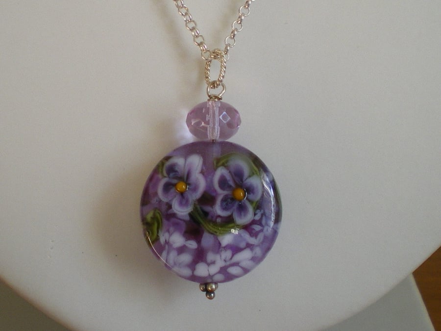  PANSY LAMPWORK NECKLACE - - FREE SHIPPING WORLDWIDE