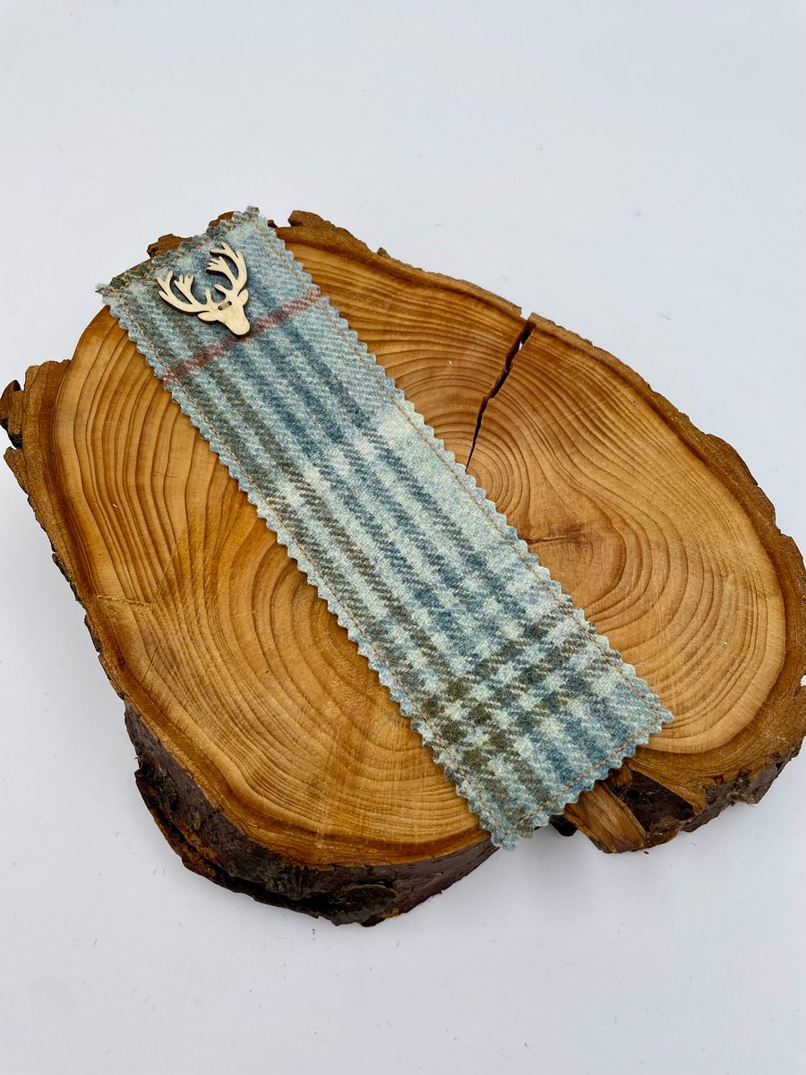 Tweed bookmark with wooden stag button