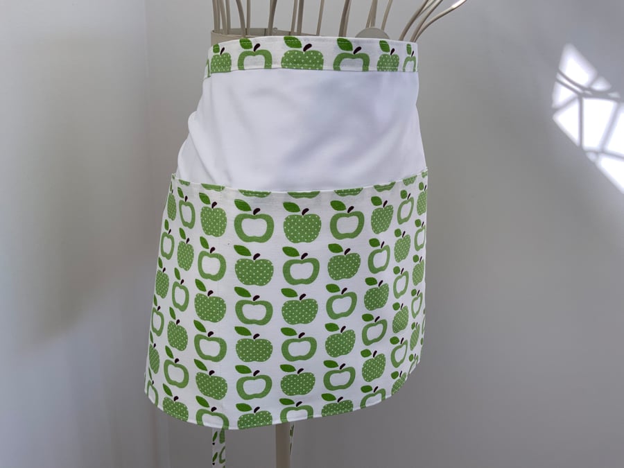 Half Apron, Teachers Apron, Vendors Apron, fully lined with extra long straps