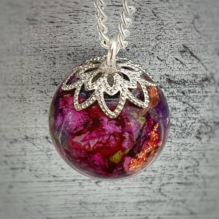 Flower Preservation Necklace – Keepsake from Wedding or Memorial Flowers