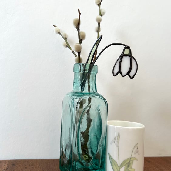 Stained glass snowdrop - handmade glass flower