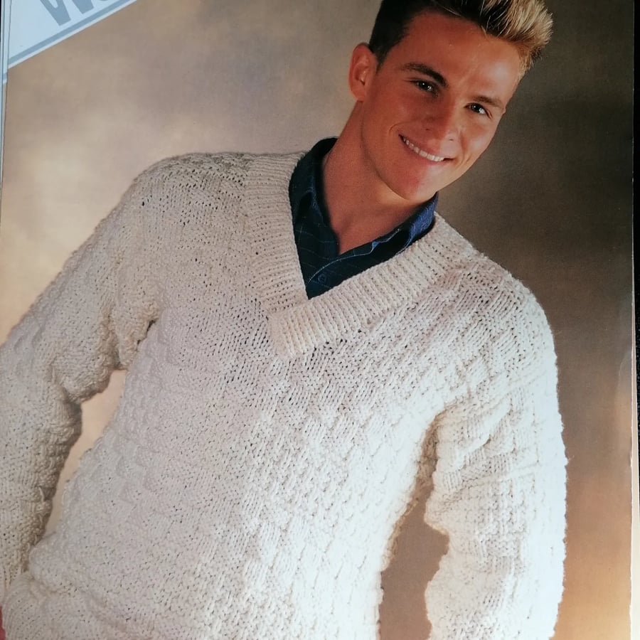 Men's v neck hot sale sweater knitting pattern