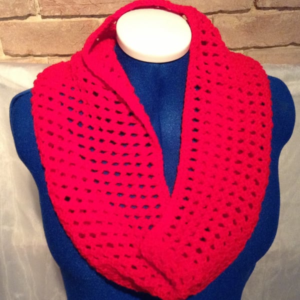 Red Knitted Snood