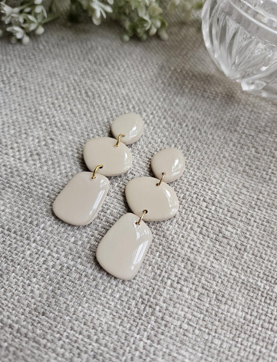 Neutral glossy trio dangles