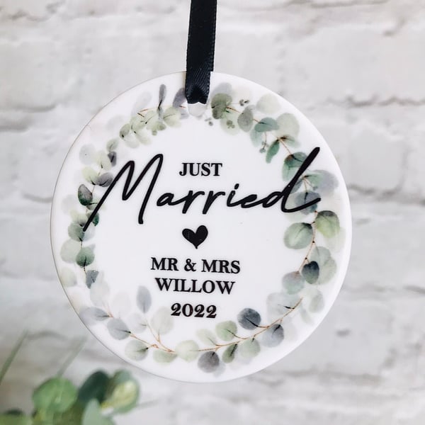 Personalised wedding gift, wedding ceramic keepsake, gift for couples,