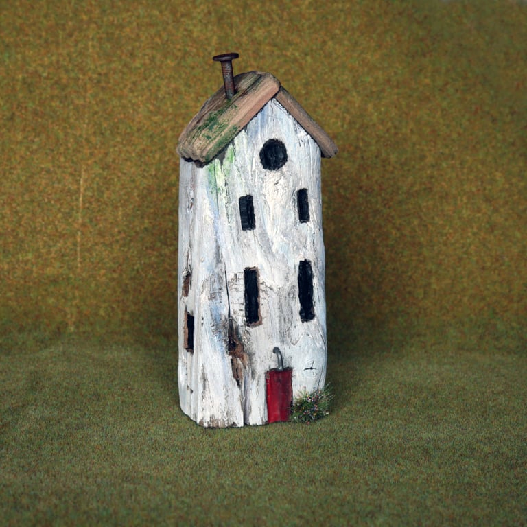 Wonky Driftwood Hoose, Driftwood Art from Scotland