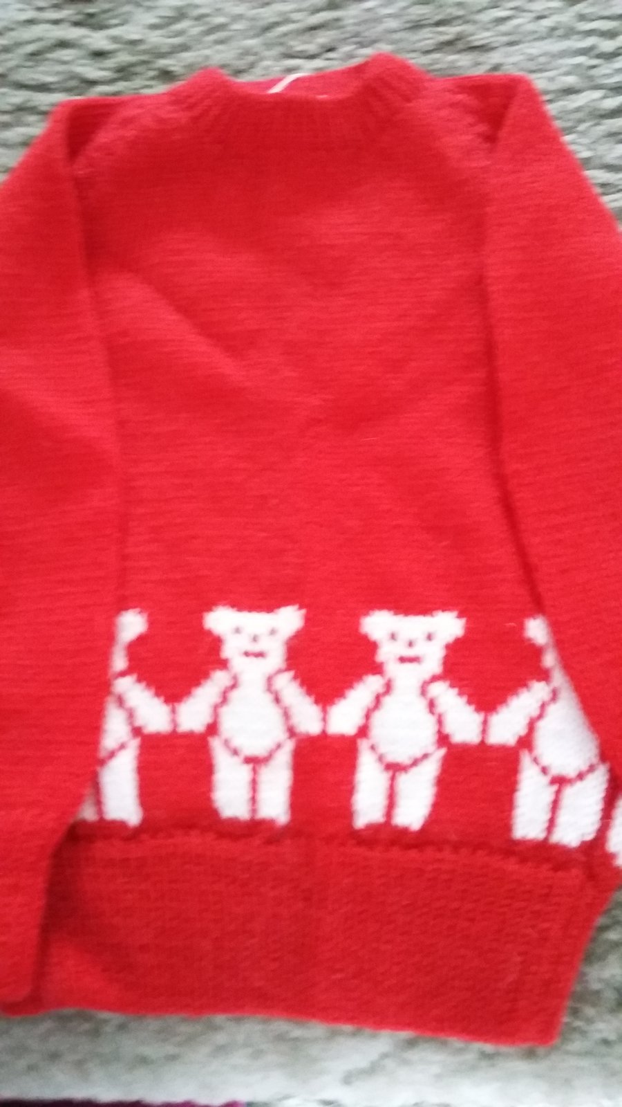 Jumper with little teddies round the bottom