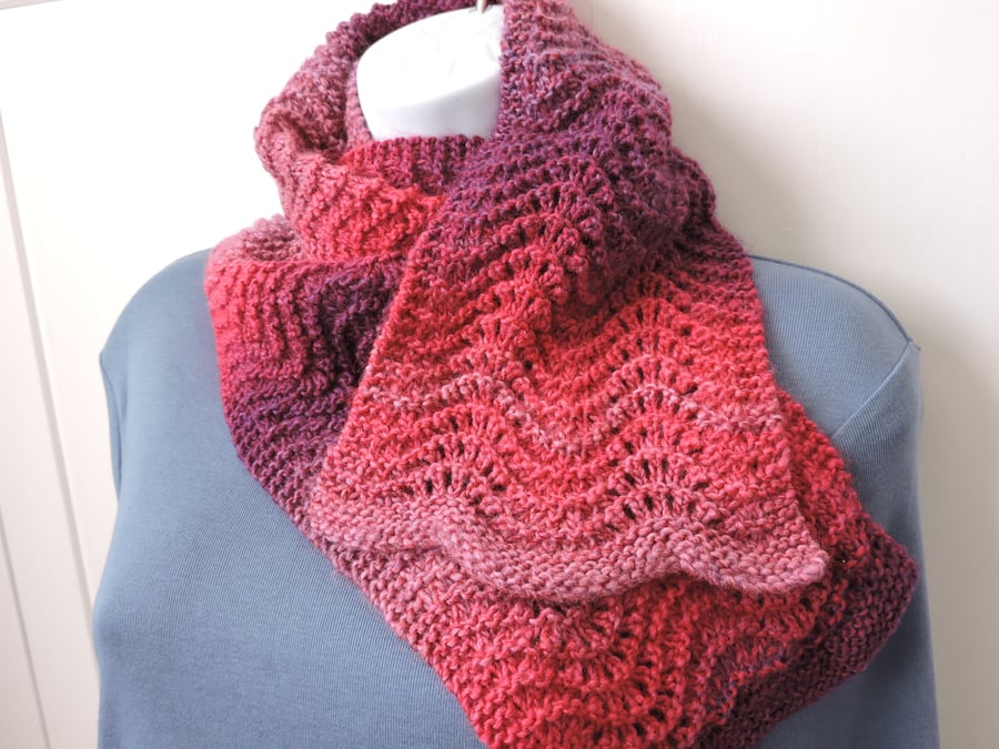  Knitted Lacy Scarf in red, pink and burgundy