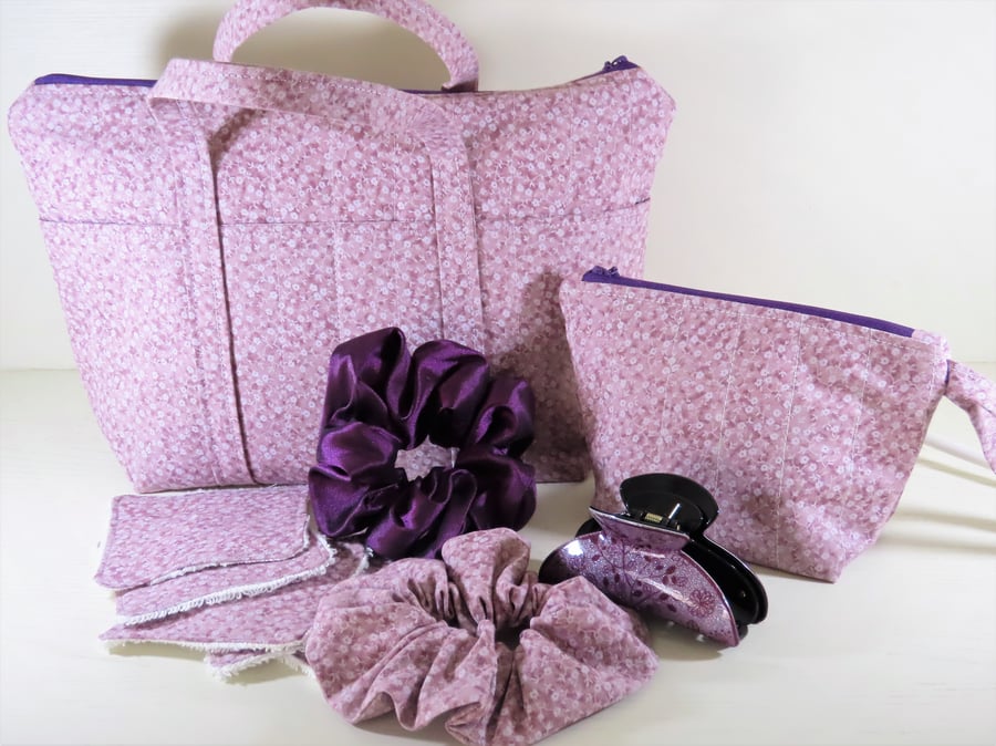 Lilac, Ditsy, Floral Toiletry Bag with Matching Cosmetic Bag and Accessories.