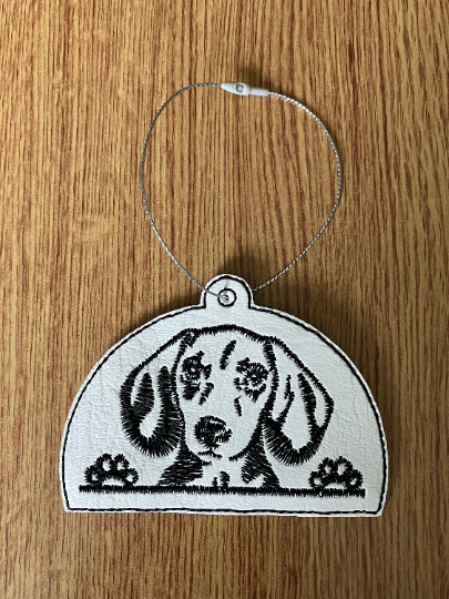 1303. Dachshund hanger.