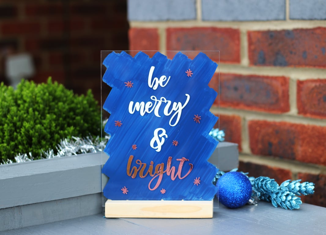 Be merry & bright Christmas Xmas 15x20cm A5 Acrylic SIGN home decor shop salon
