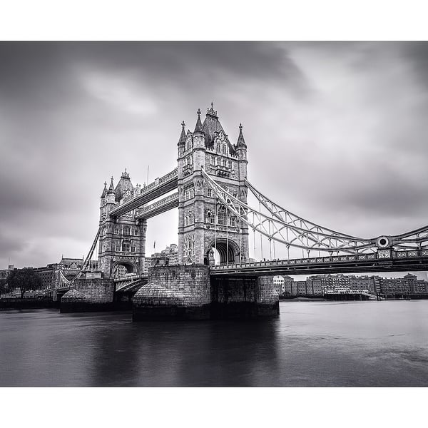 Timeless London – Tower Bridge in Black and White Fine Art Photography Print