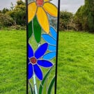 floral stained glass garden stake. 25% off until 10.10.2025