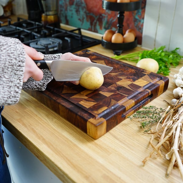 Large Walnut End Grain Chopping Board with Juice Groove and Handles