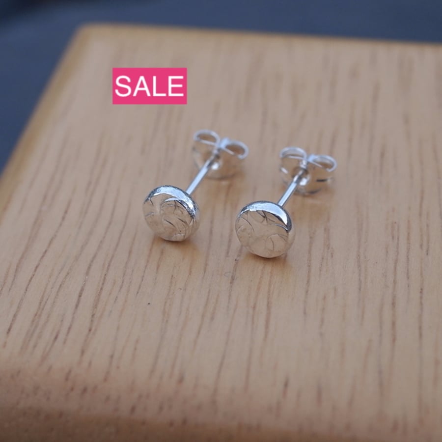 silver pebble stud earrings, small silver studs