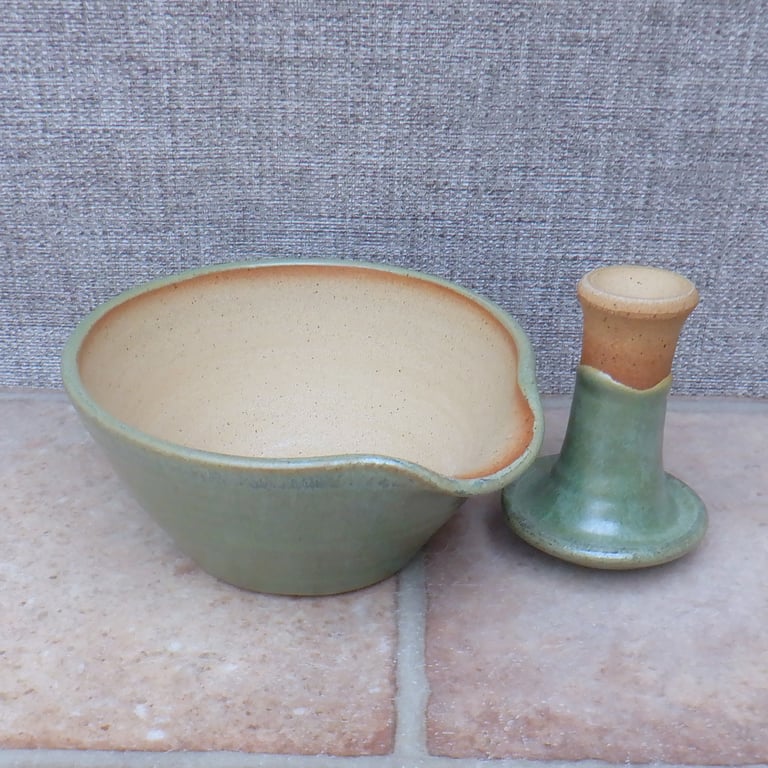 Pestle and mortar spice herb grinder stoneware hand thrown pottery ceramic 