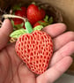 Ceramic strawberry decoration - Image 3