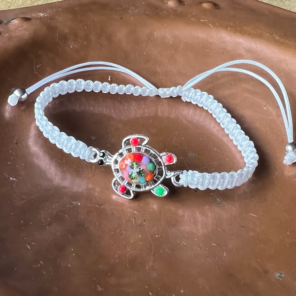 White Turtle Bracelet - Macrame Friendship Adjustable Bracelet