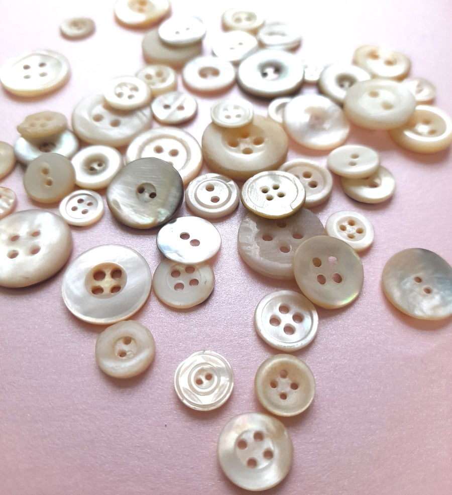 Vintage natural shell buttons in an assortment of sizes, pack of 50