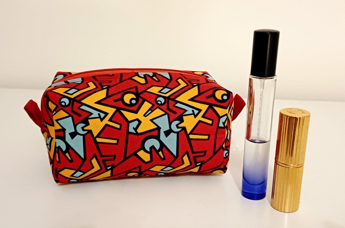 Striking Red Abstract Geometric Make-up Bag - The Perfect Accessory!