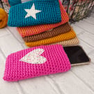 Crochet mobile phone or glasses pouch