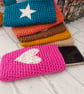 Crochet mobile phone or glasses pouch
