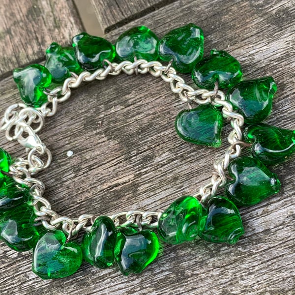 Green heart apple glass bracelet