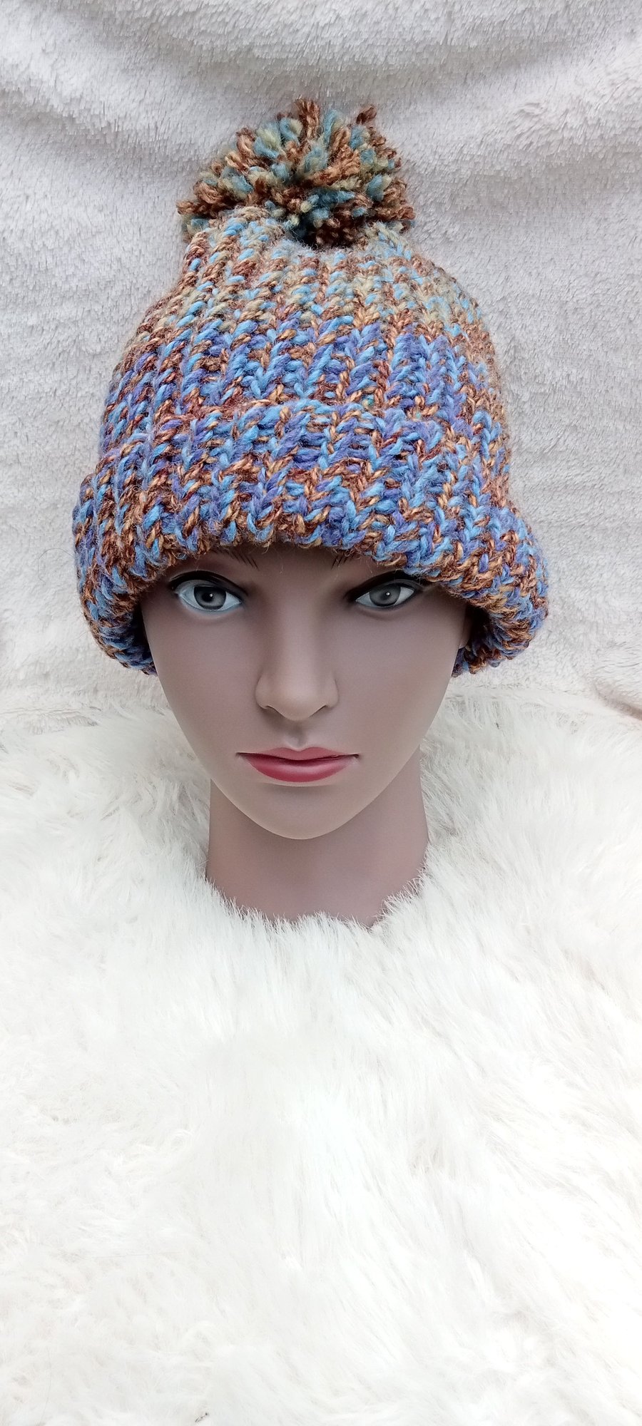 bobble hat suppliers