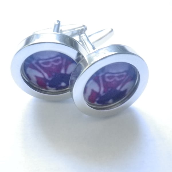 Racing Skier cufflinks,free shipping, gift wrapped, dynamic image, Ref 1234.