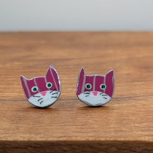 Pink striped cat stud earrings