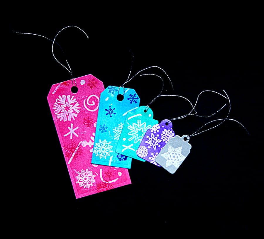 Coloured Snowflakes - set of  5 - Handcrafted Christmas Gift Tags - dr16-0069