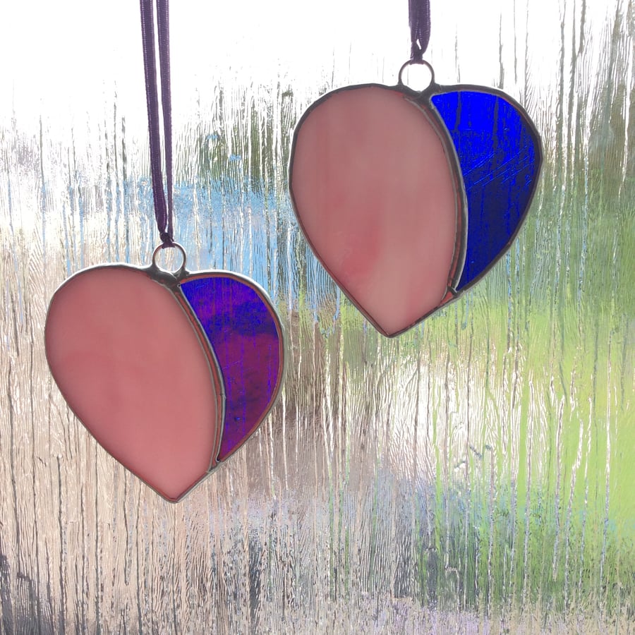 Two tone hanging hearts (0416)