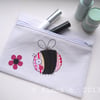 free embroidery pink bee purse