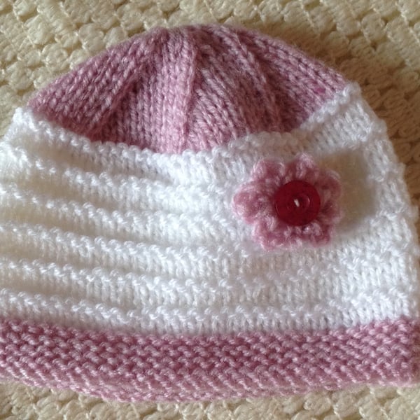 0-3 months hand knitted hat SALE