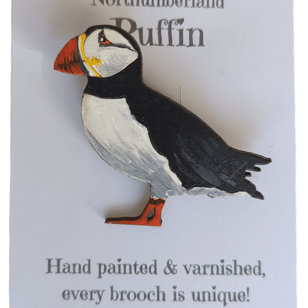 Northumberland Puffin Brooch - Hand Painted & Varnished