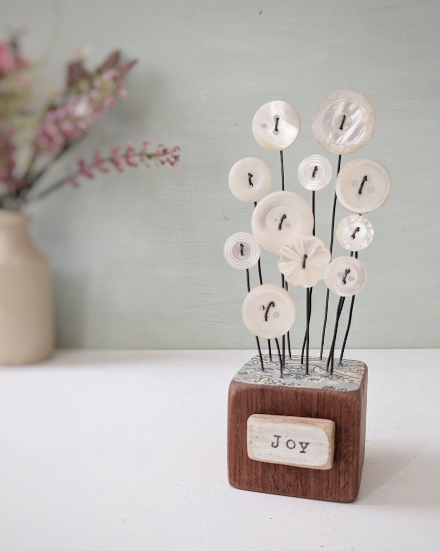 Mother of Pearl Buttons in a Wood Block 'Joy'