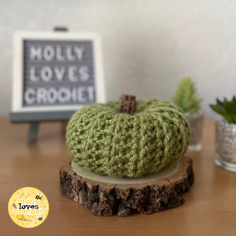 Autumn Crochet Pumpkin MEADOW